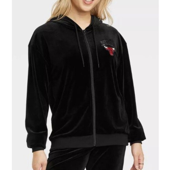 NBA Chicago Bulls Black Velour Full Zip Women's Hoodie Sweater Size S - Picture 1 of 4